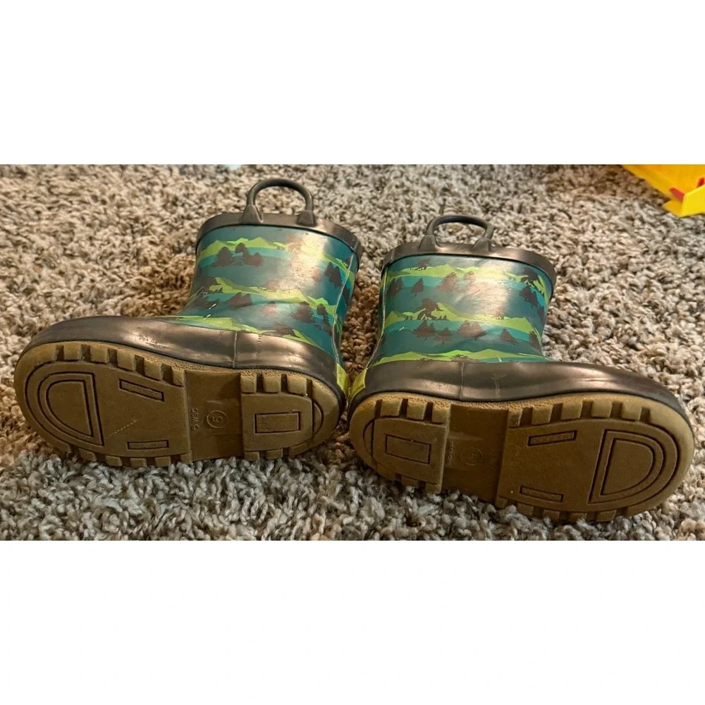 Western Chief- Rain Boots Green Sasquatch Forest Pattern Size 5